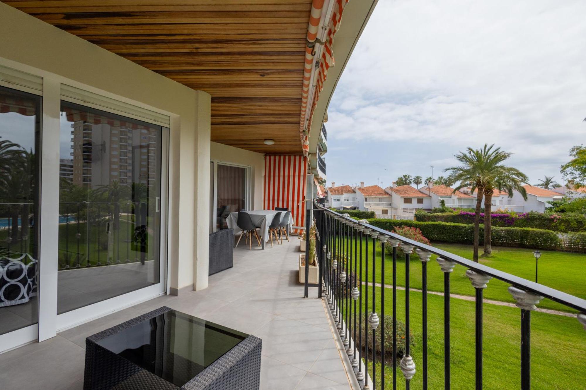Residencia De Lujo Frente Al Mar Appartement Playa de Gandia Buitenkant foto